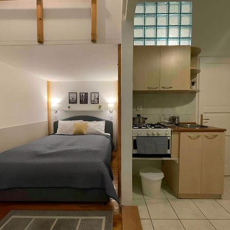 R172 Elitehost Raday Studio Apartment Budapest Esterno foto