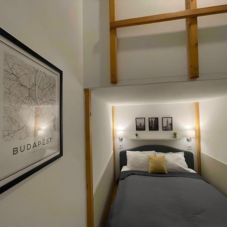 R172 Elitehost Raday Studio Apartment Budapest Esterno foto